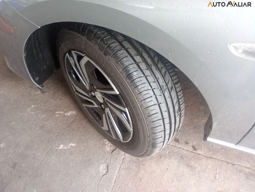 CHEVROLET ONIX 1.0 TURBO FLEX PLUS LT MANUAL