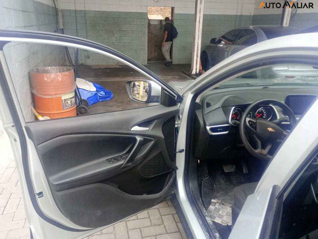 CHEVROLET TRACKER 1.0 TURBO FLEX AUTOMATICO