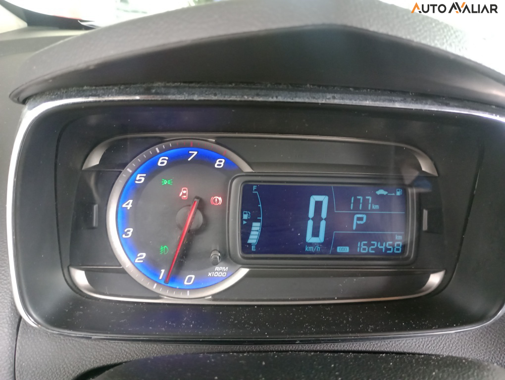 CHEVROLET TRACKER 1.8 MPFI LTZ 4X2 16V FLEX 4P AUTOMATICO