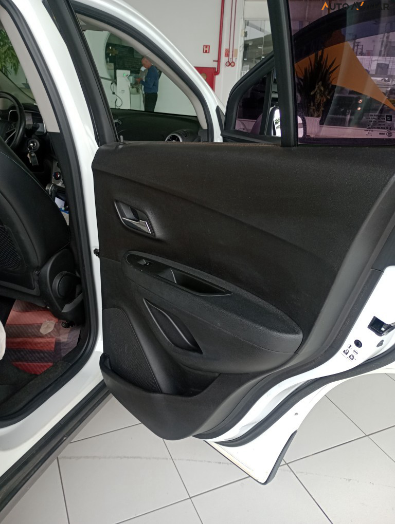 CHEVROLET TRACKER 1.8 MPFI LTZ 4X2 16V FLEX 4P AUTOMATICO