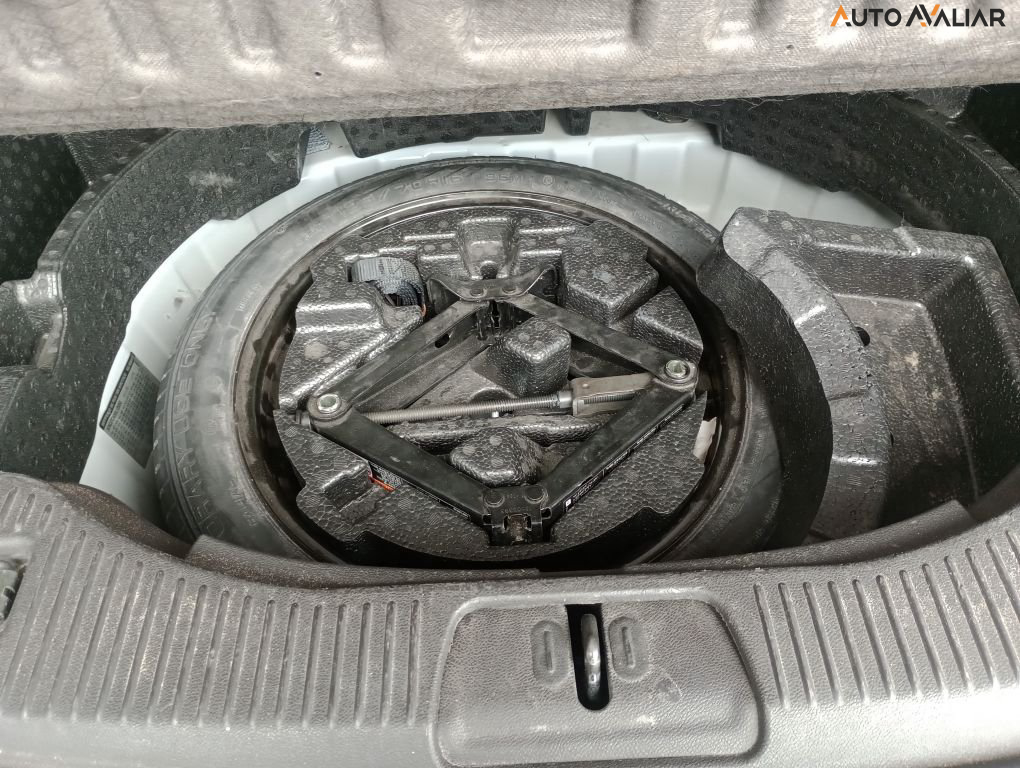 CHEVROLET TRACKER 1.8 MPFI LTZ 4X2 16V FLEX 4P AUTOMATICO