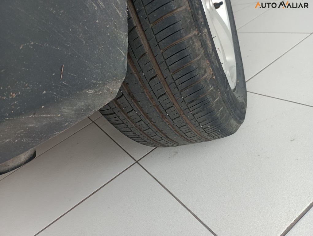 CHEVROLET TRACKER 1.8 MPFI LTZ 4X2 16V FLEX 4P AUTOMATICO