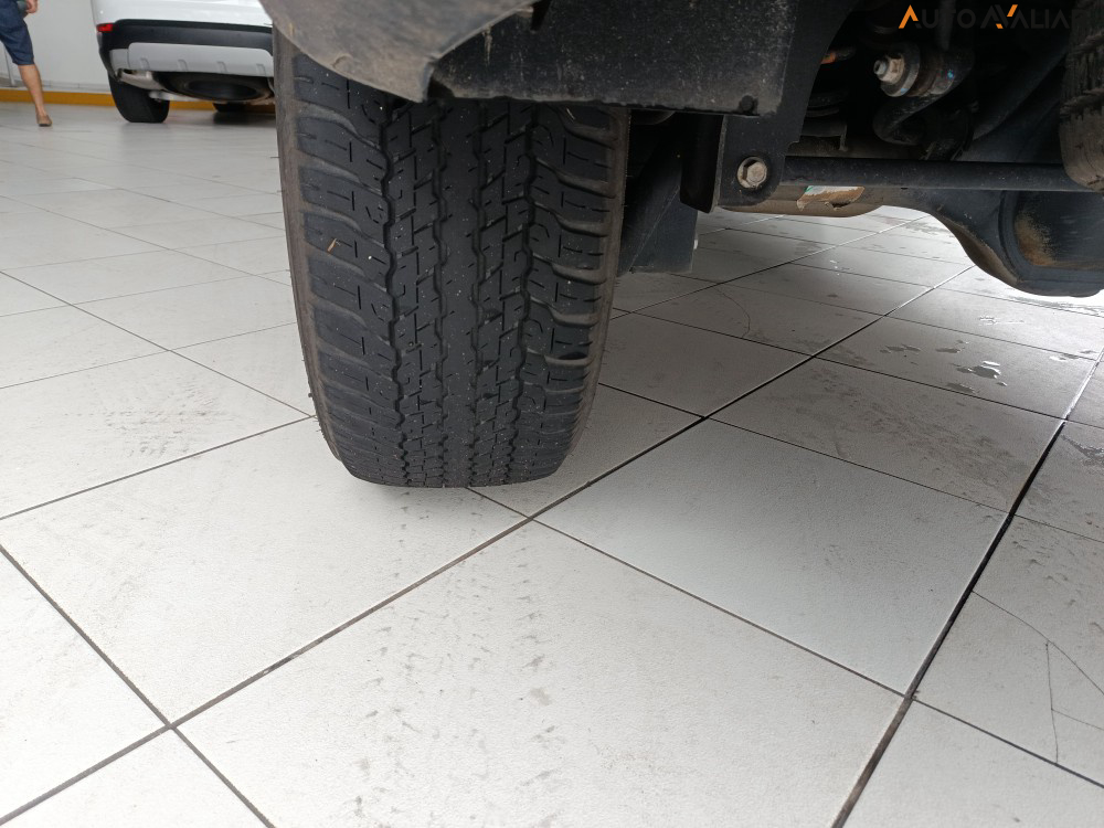 CHEVROLET TRAILBLAZER 2.8 LTZ 4X4 16V TURBO DIESEL 4P AUTOMATICO