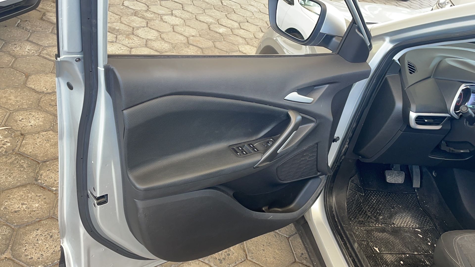 CHEVROLET TRACKER 1.0 TURBO FLEX LT AUTOMATICO