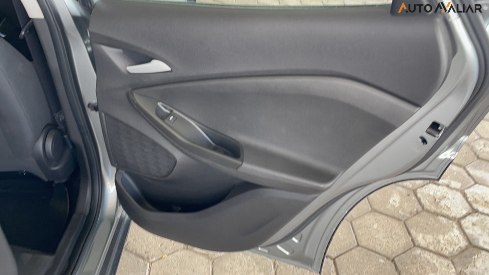 CHEVROLET TRACKER 1.0 TURBO FLEX AUTOMATICO