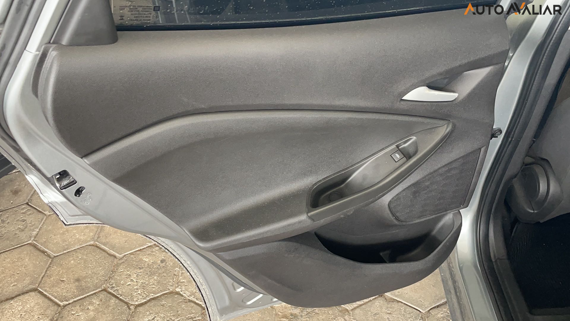 CHEVROLET TRACKER 1.0 TURBO FLEX AUTOMATICO