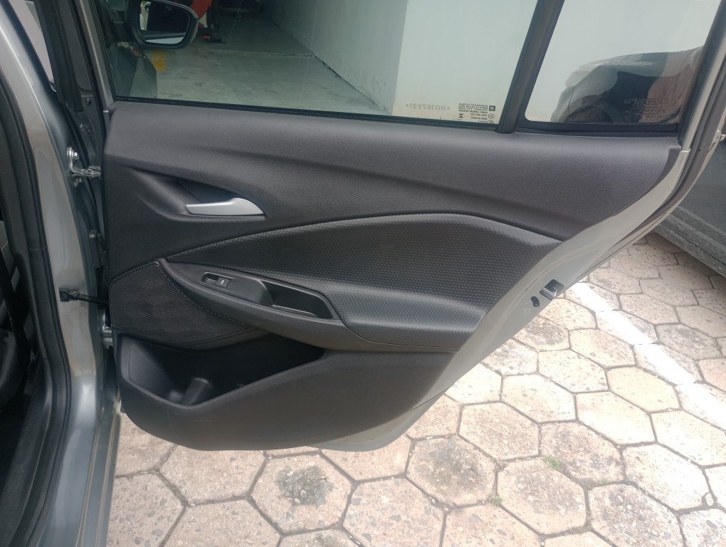 CHEVROLET ONIX 1.0 TURBO FLEX PLUS LT MANUAL