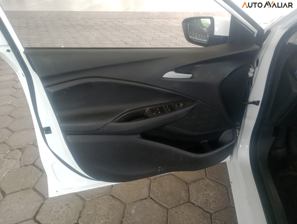 CHEVROLET ONIX 1.0 TURBO FLEX PLUS LT MANUAL