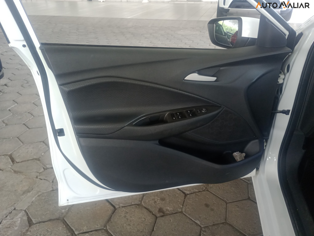 CHEVROLET ONIX 1.0 TURBO FLEX PLUS LT MANUAL