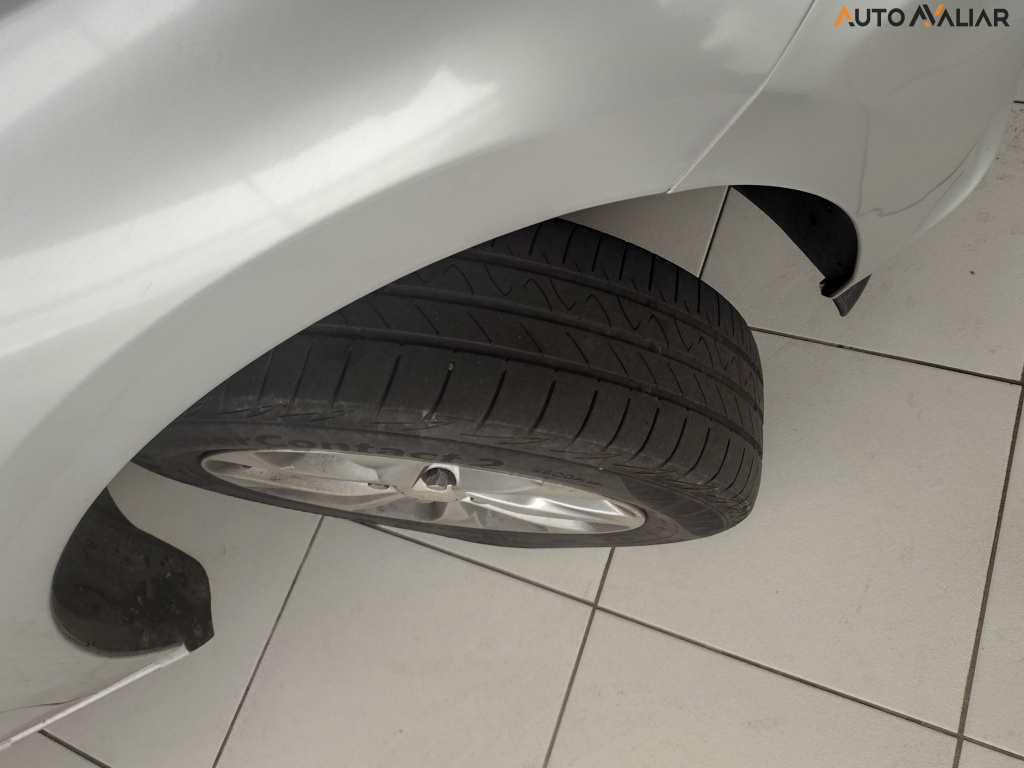 CHEVROLET ONIX 1.0 TURBO FLEX PLUS LT MANUAL