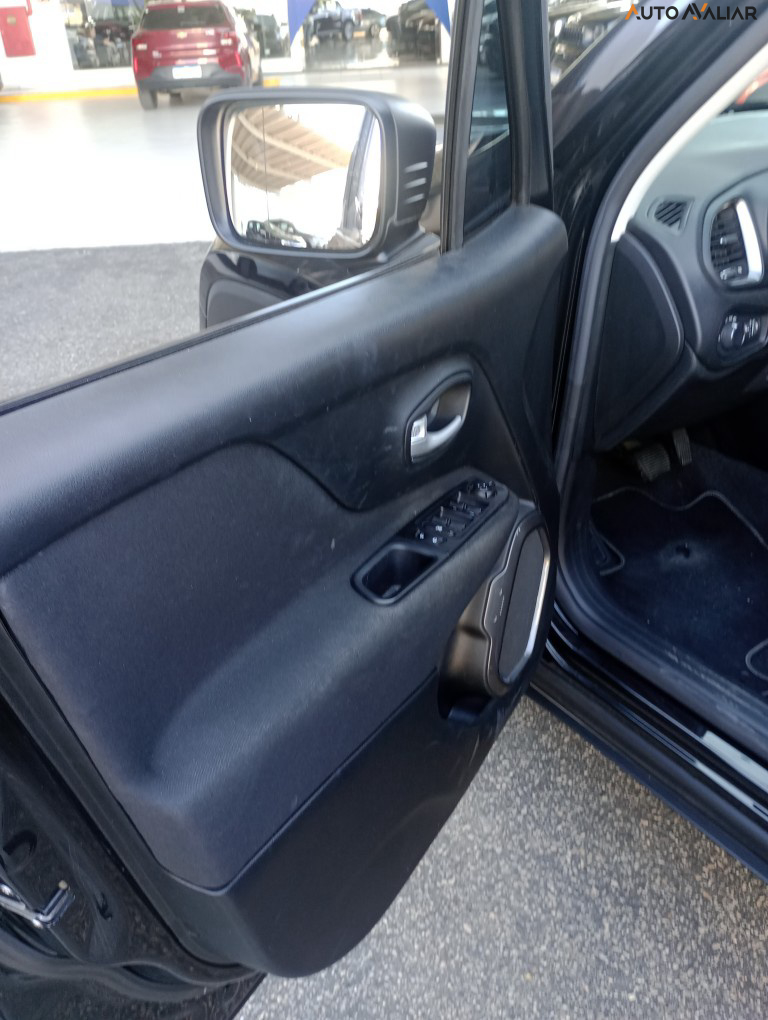 JEEP RENEGADE 1.3 T270 TURBO FLEX SPORT AT6