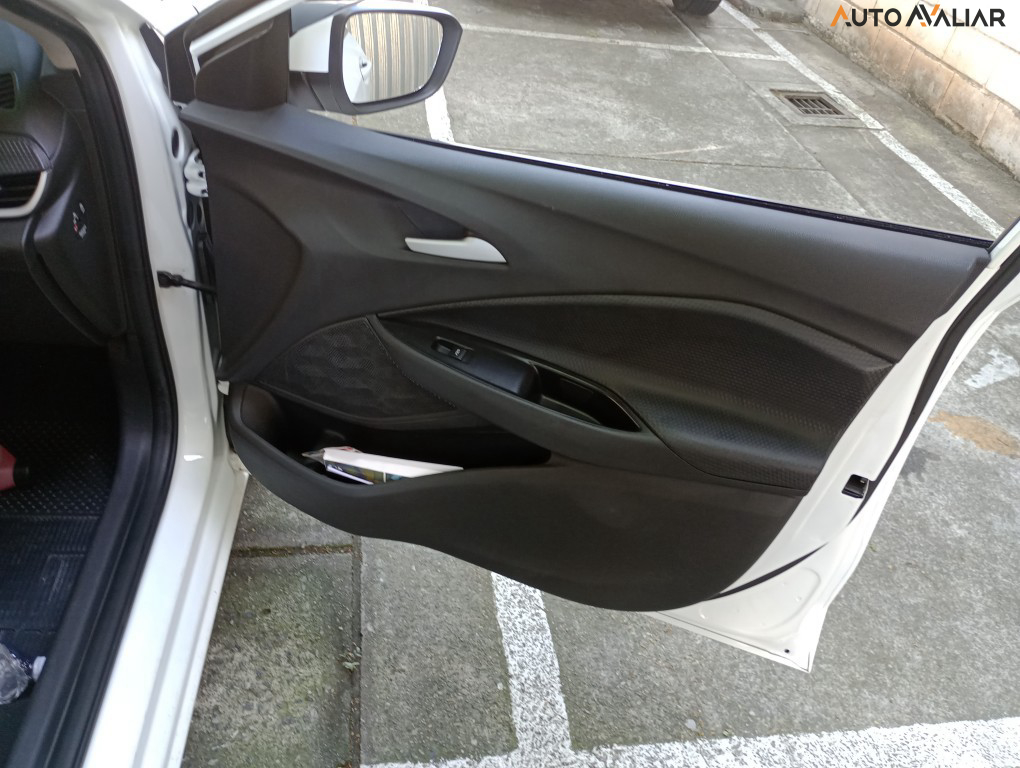 CHEVROLET ONIX 1.0 TURBO FLEX PLUS LT AUTOM&Aacute;TICO