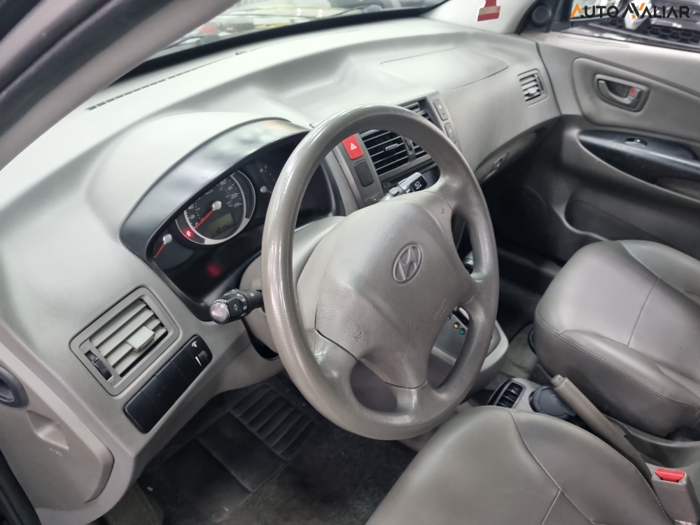 HYUNDAI TUCSON 2.0 MPFI GLS 16V 143CV 2WD FLEX 4P AUTOMATICO