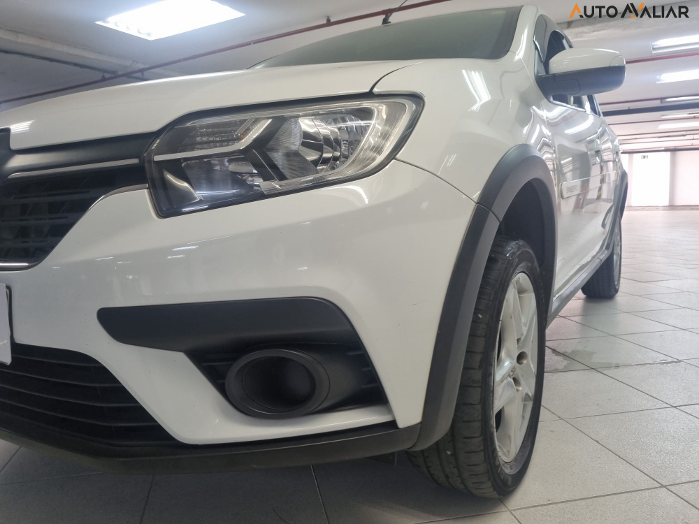 RENAULT SANDERO 1.6 16V SCE FLEX ZEN AUTOMATICO