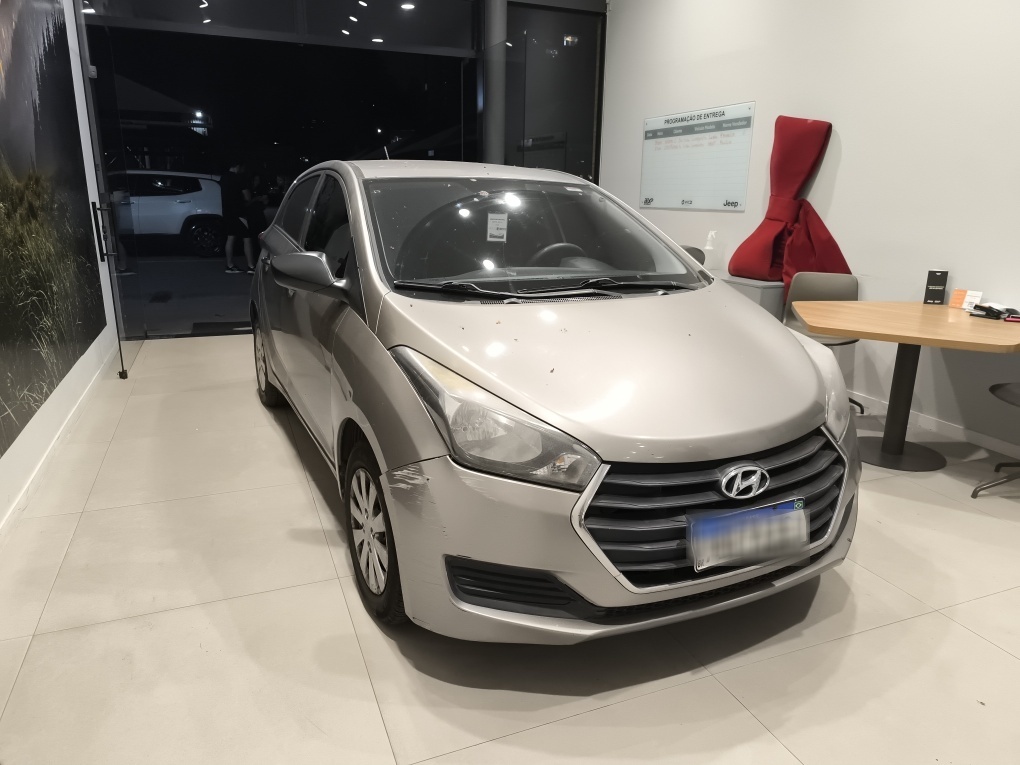 HYUNDAI HB20 1.0 COMFORT 12V FLEX 4P MANUAL HYUNDAI HB20 1.0 COMFORT 12V FLEX 4P MANUAL