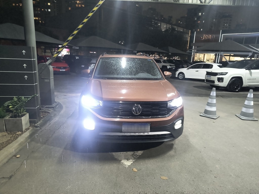 VOLKSWAGEN T-CROSS 1.0 200 TSI TOTAL FLEX COMFORTLINE AUTOMATICO VOLKSWAGEN T-CROSS 1.0 200 TSI TOTAL FLEX COMFORTLINE AUTOMATICO