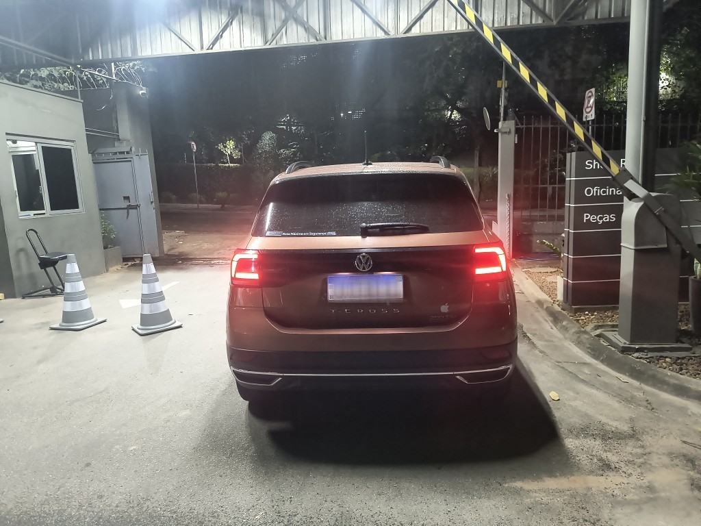 VOLKSWAGEN T-CROSS 1.0 200 TSI TOTAL FLEX COMFORTLINE AUTOMATICO VOLKSWAGEN T-CROSS 1.0 200 TSI TOTAL FLEX COMFORTLINE AUTOMATICO