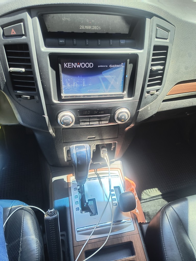 MITSUBISHI PAJERO FULL 3.8 HPE 4X4 V6 24V GASOLINA 4P AUTOMATICO MITSUBISHI PAJERO FULL 3.8 HPE 4X4 V6 24V GASOLINA 4P AUTOMATICO