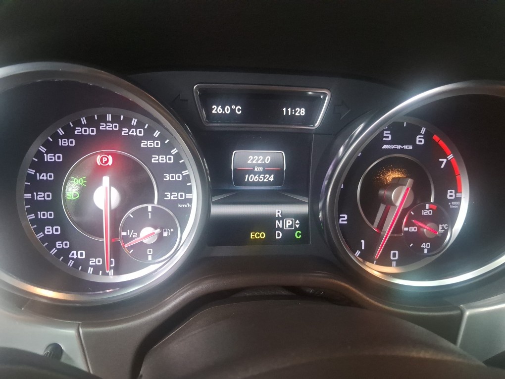 MERCEDES-BENZ ML 63 AMG AMG 4X4 5.5 V-8 BI-TB