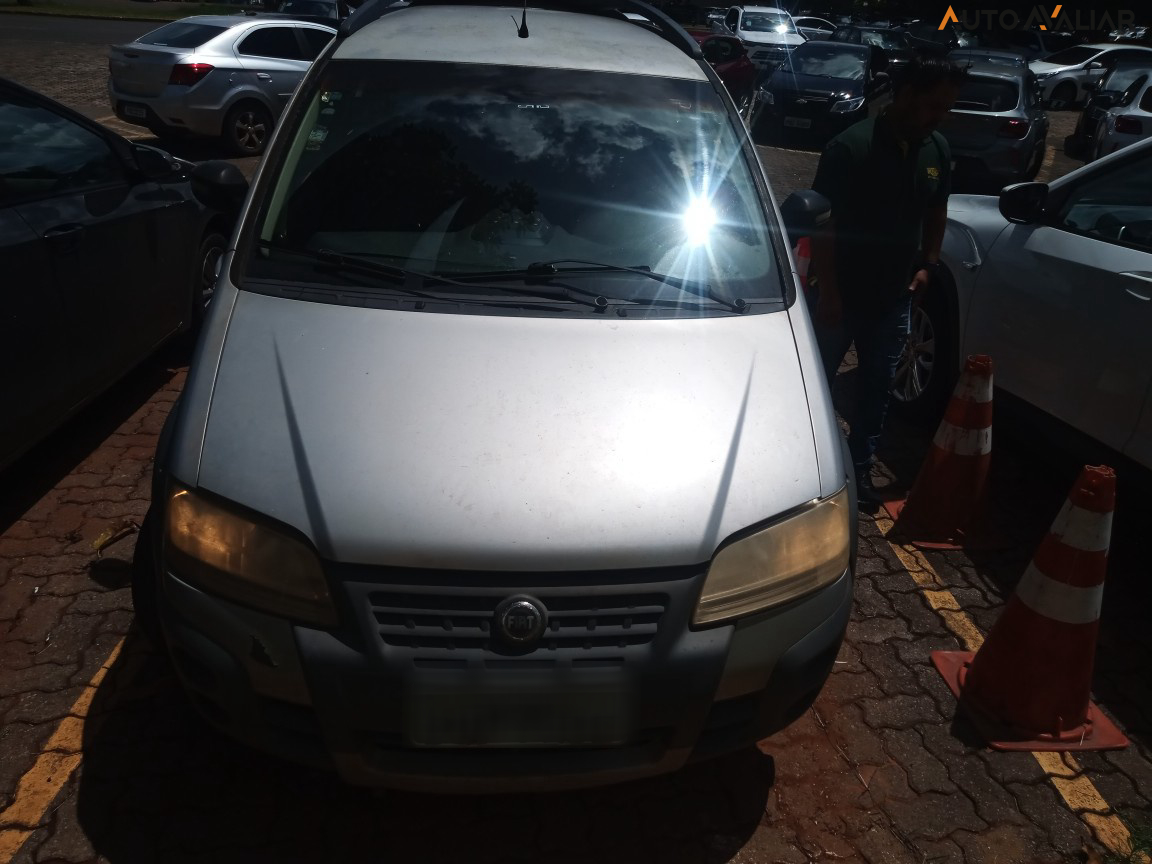 FIAT IDEA 1.8 MPI ADVENTURE 8V FLEX 4P MANUAL