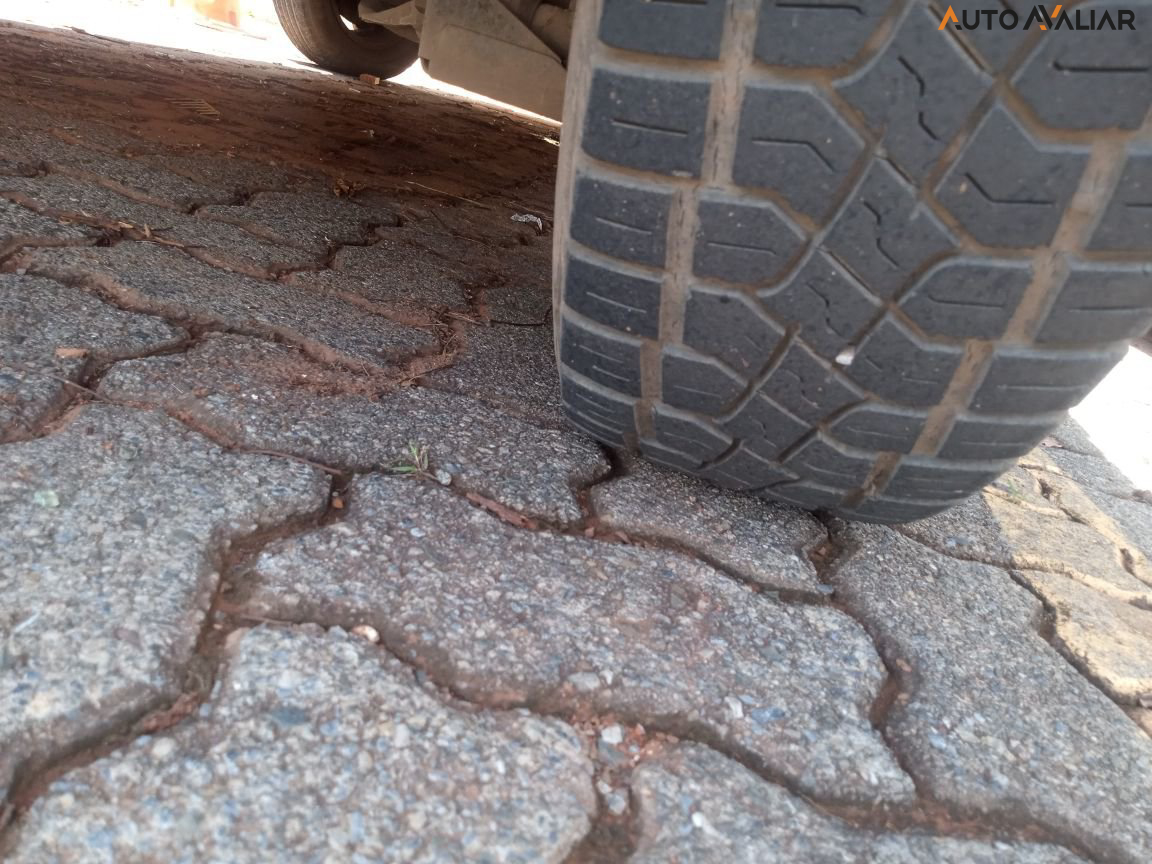 FIAT IDEA 1.8 MPI ADVENTURE 8V FLEX 4P MANUAL