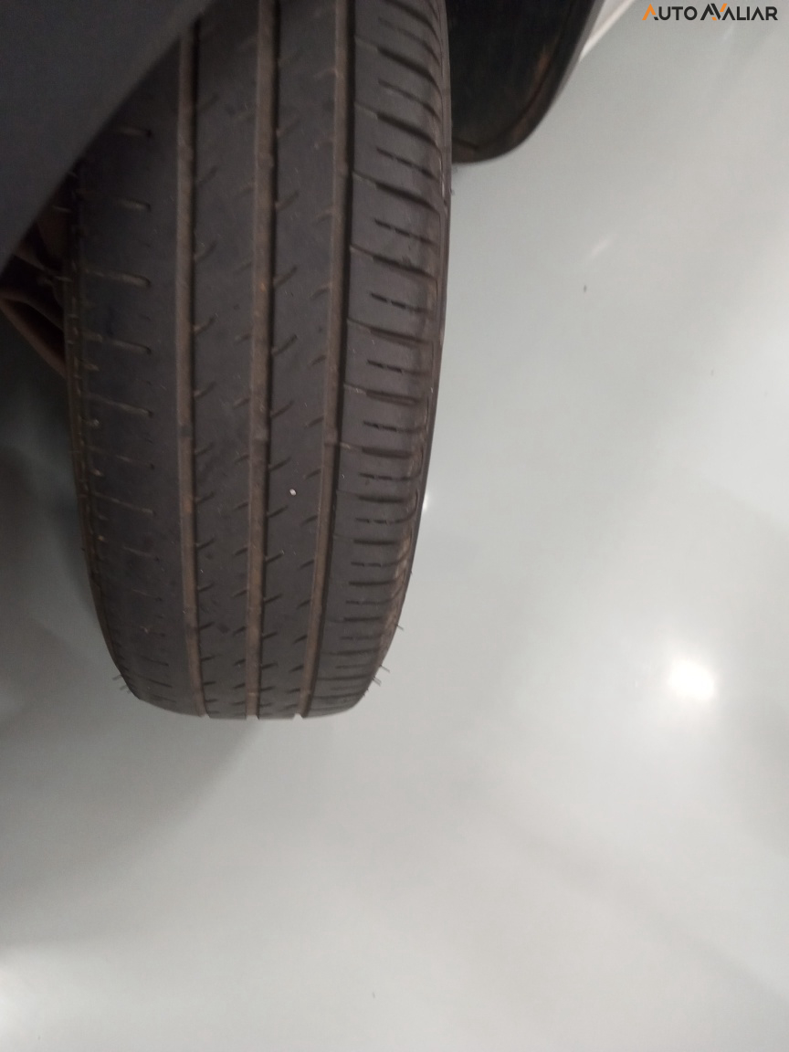 RENAULT KWID 1.0 12V SCE FLEX INTENSE MANUAL