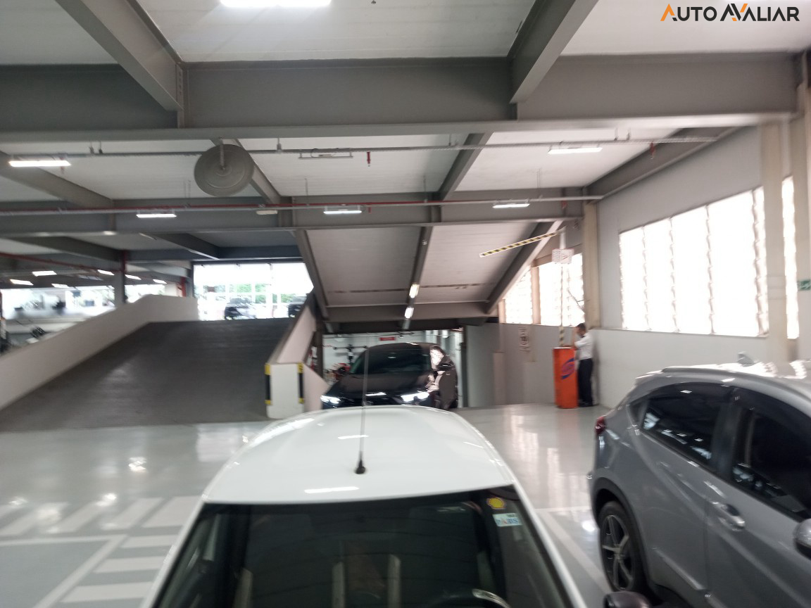 RENAULT KWID 1.0 12V SCE FLEX INTENSE MANUAL