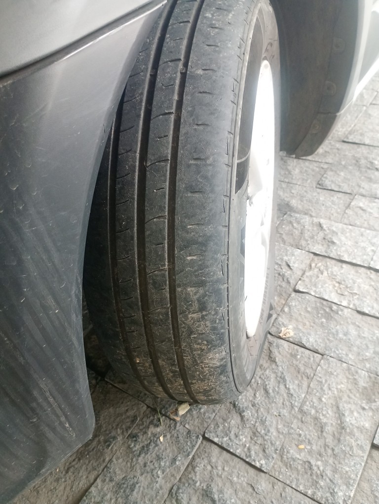 NISSAN LIVINA 1.8 SL X-GEAR 16V FLEX 4P AUTOMATICO