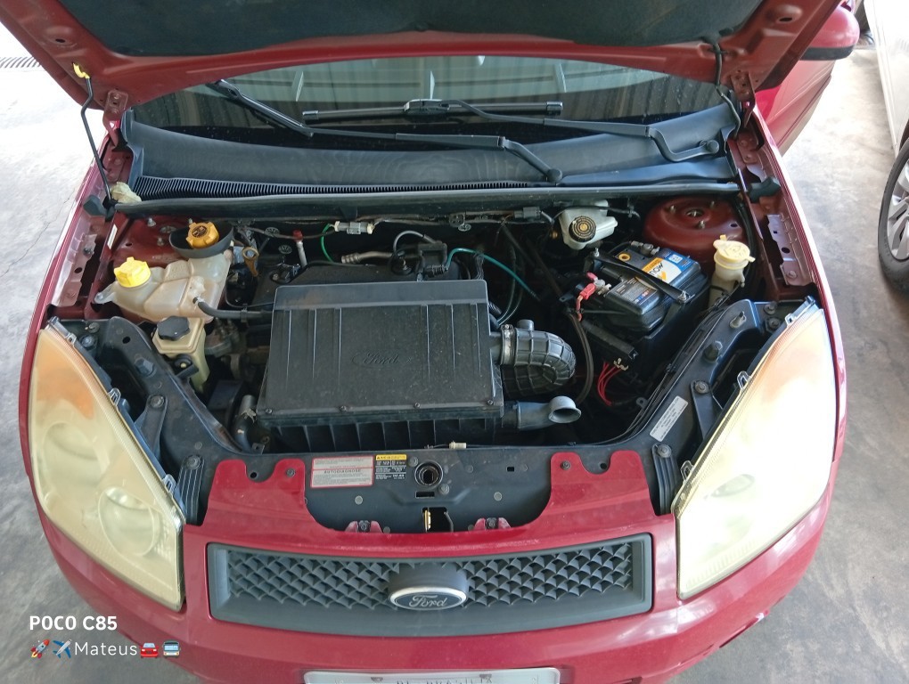 FORD FIESTA 1.6 MPI HATCH 8V FLEX 4P MANUAL