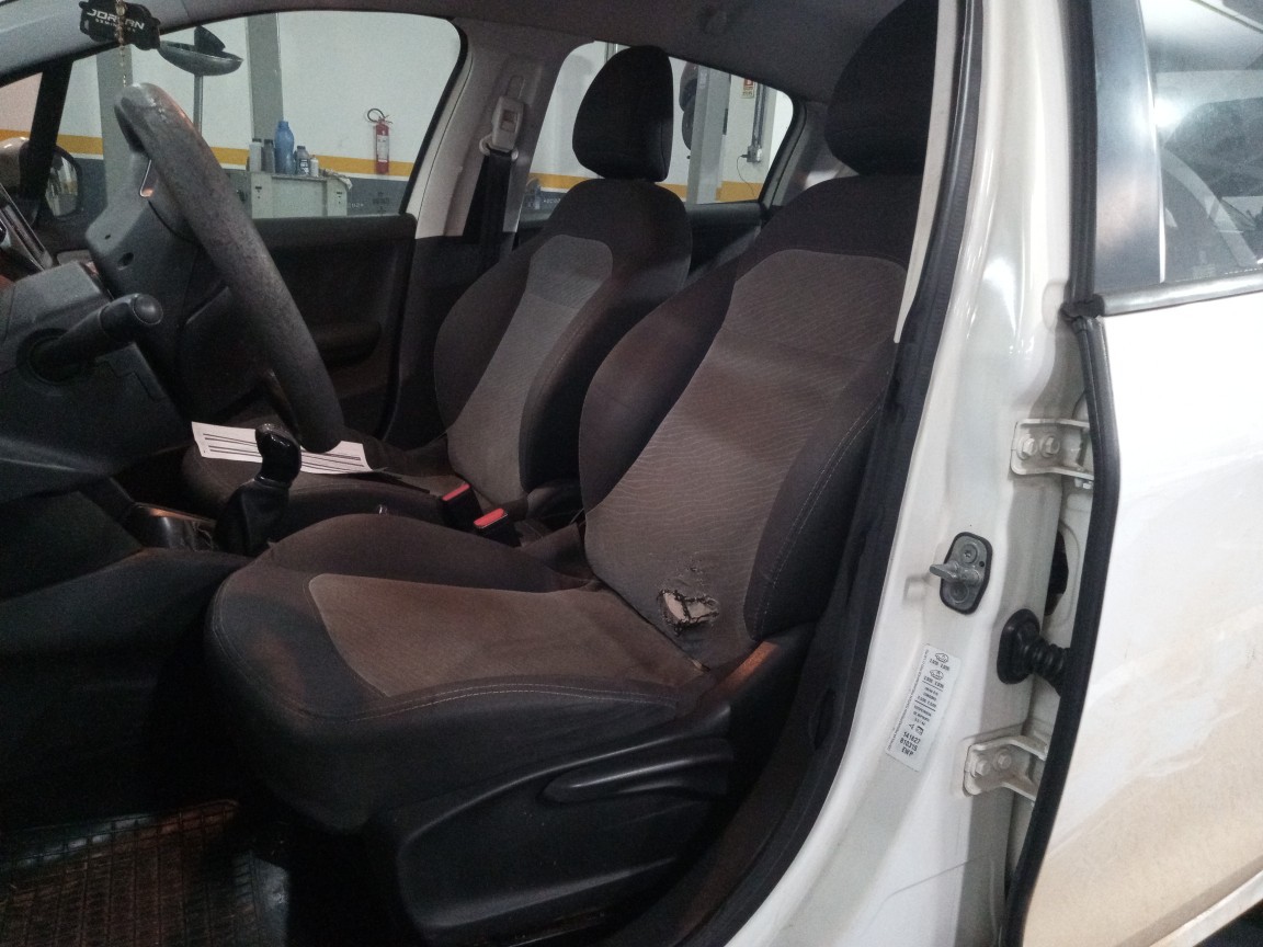 PEUGEOT 208 1.5 ACTIVE 8V FLEX 4P MANUAL