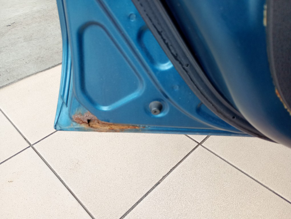 NISSAN MARCH 1.6 SL 16V FLEXSTART 4P XTRONIC