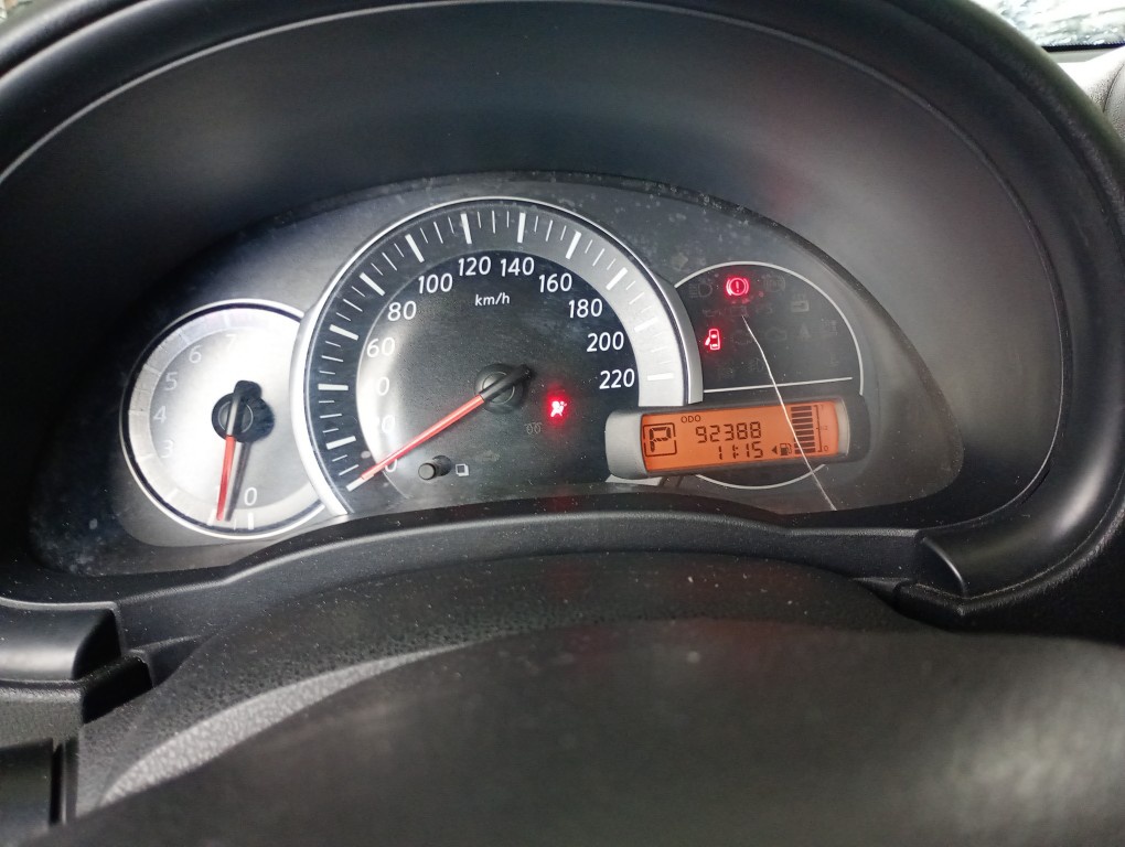 NISSAN MARCH 1.6 SL 16V FLEXSTART 4P XTRONIC