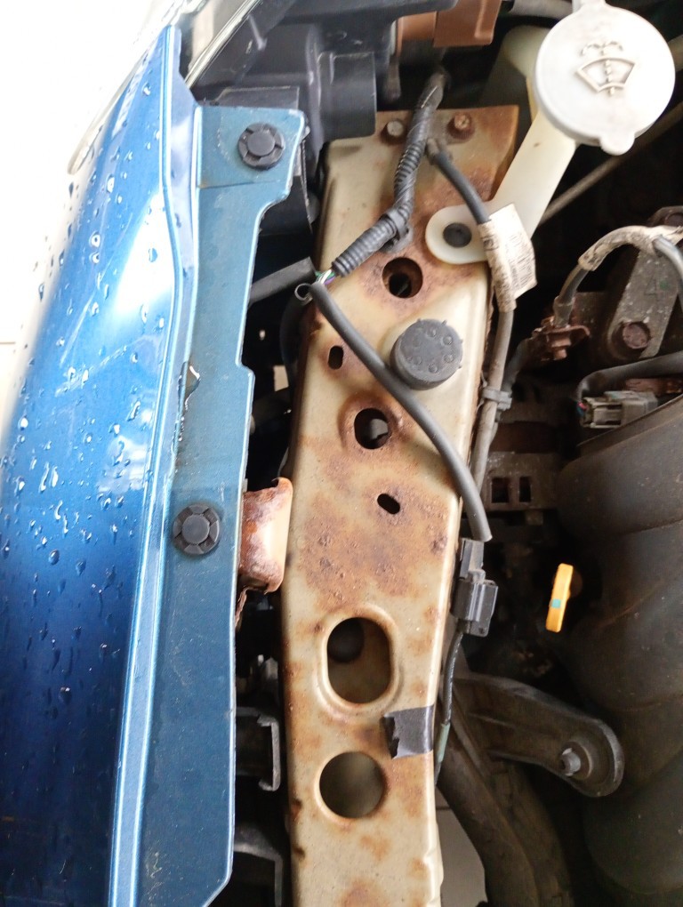 NISSAN MARCH 1.6 SL 16V FLEXSTART 4P XTRONIC