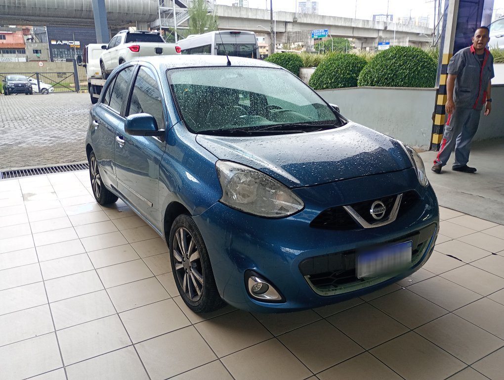 NISSAN MARCH 1.6 SL 16V FLEXSTART 4P XTRONIC
