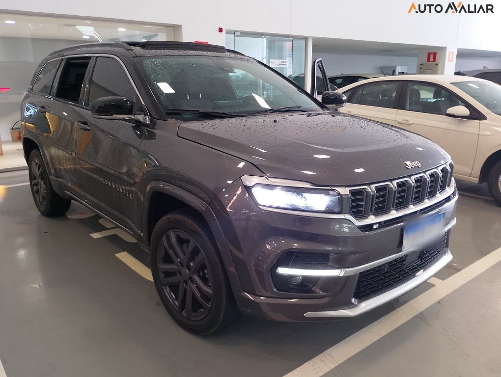 JEEP COMMANDER 2.0 HURRICANE 4 TURBO GASOLINA OVERLAND AT9