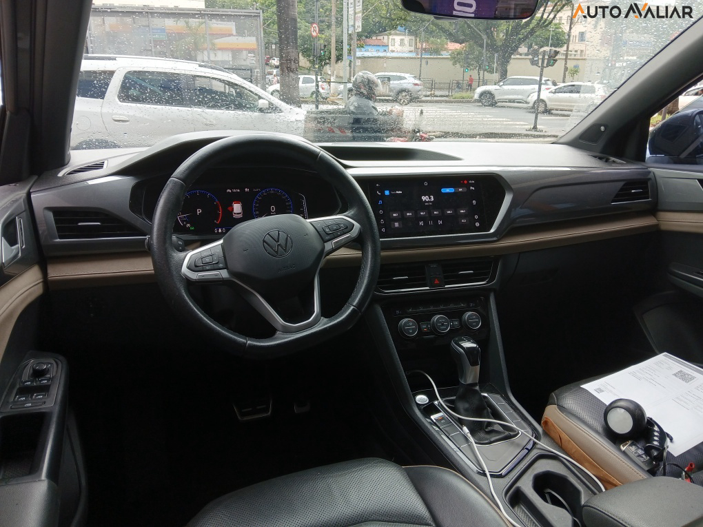 VOLKSWAGEN TAOS 1.4 250 TSI TOTAL FLEX HIGHLINE AUTOM&Aacute;TICO