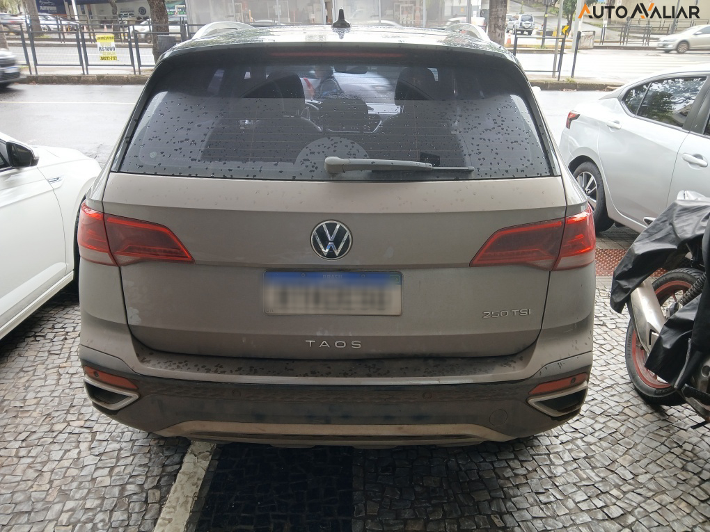 VOLKSWAGEN TAOS 1.4 250 TSI TOTAL FLEX HIGHLINE AUTOM&Aacute;TICO