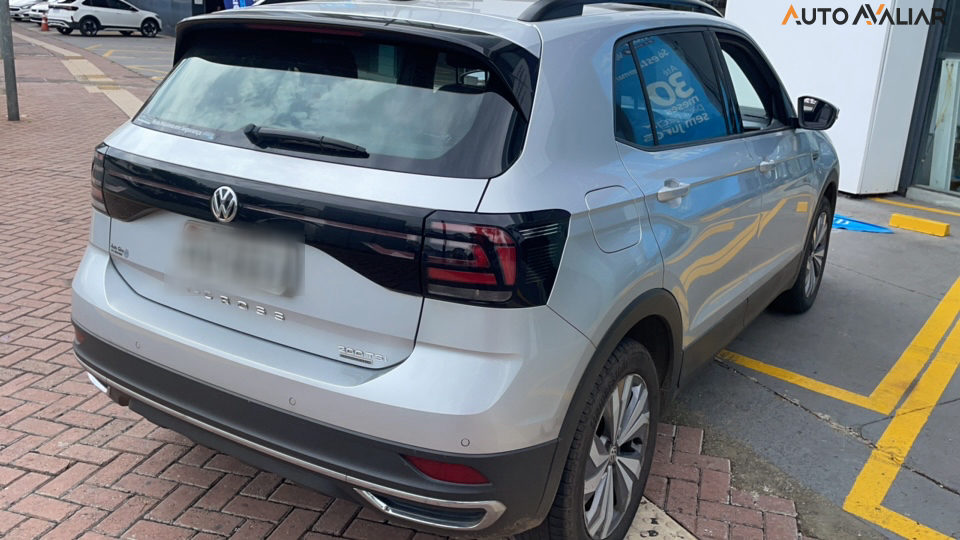 VOLKSWAGEN T-CROSS 1.0 200 TSI TOTAL FLEX COMFORTLINE AUTOMATICO