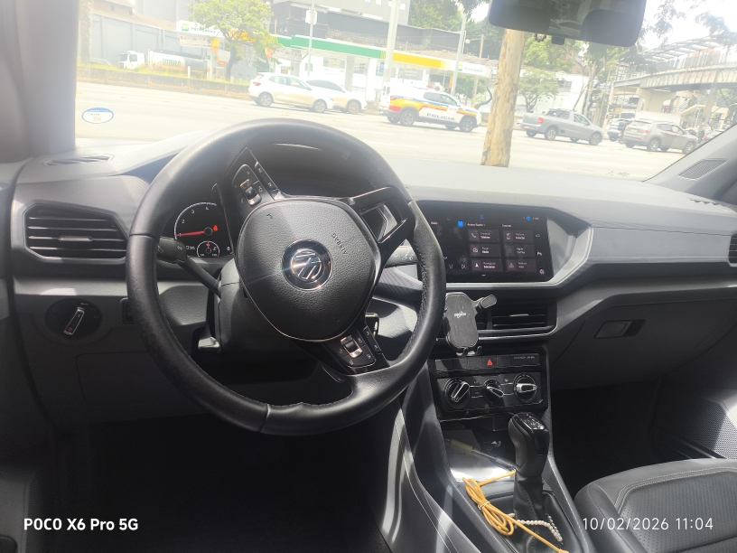 VOLKSWAGEN T-CROSS 1.0 200 TSI TOTAL FLEX AUTOM&Aacute;TICO