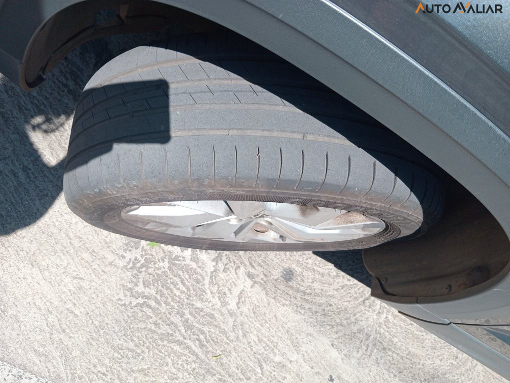 VOLKSWAGEN TAOS 1.4 250 TSI TOTAL FLEX COMFORTLINE AUTOM&Aacute;TICO