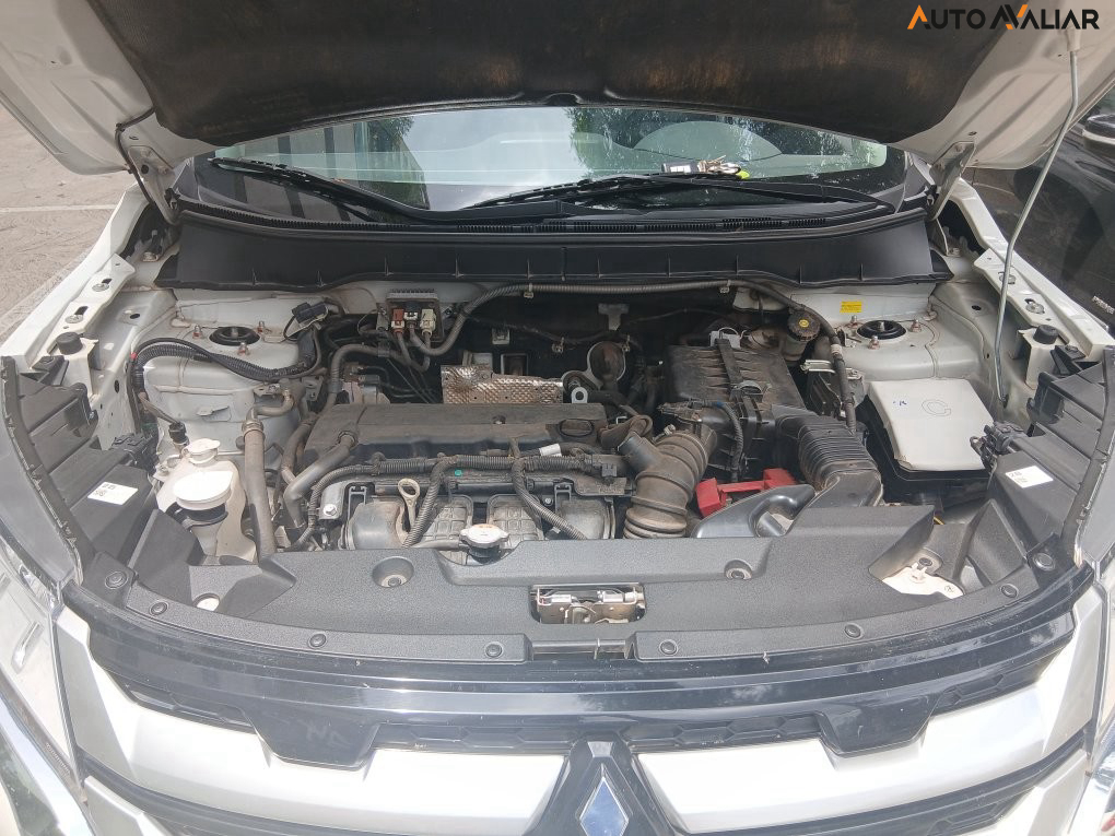 MITSUBISHI OUTLANDER 2.0 MIVEC FLEX SPORT HPE AUTOM&Aacute;TICO