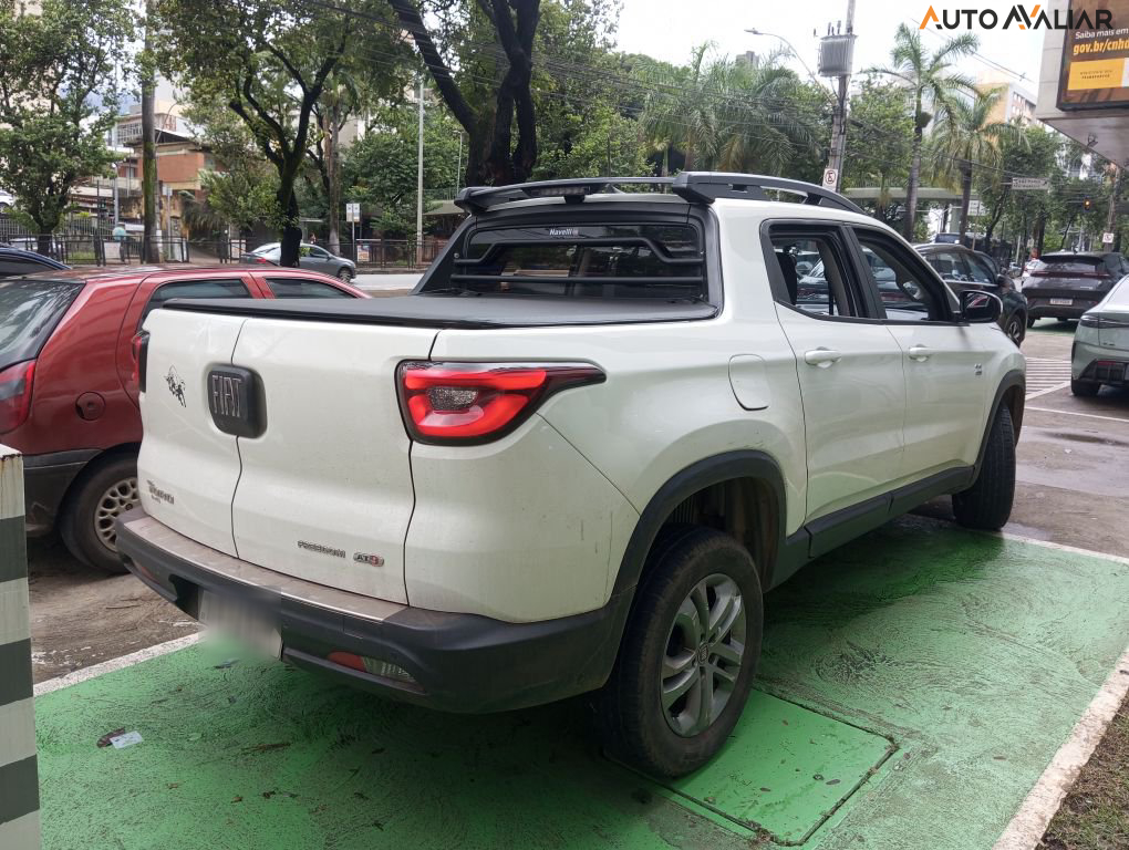 FIAT TORO 2.0 16V TURBO DIESEL FREEDOM 4WD AT9