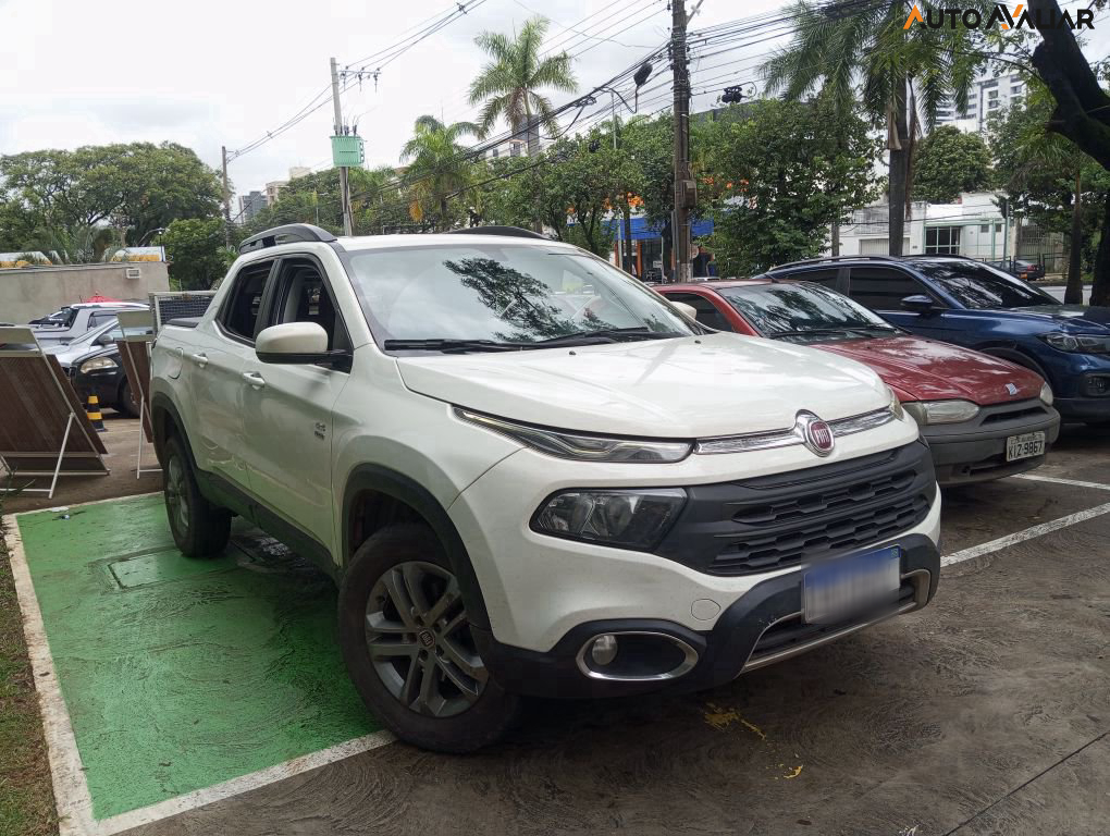 FIAT TORO 2.0 16V TURBO DIESEL FREEDOM 4WD AT9