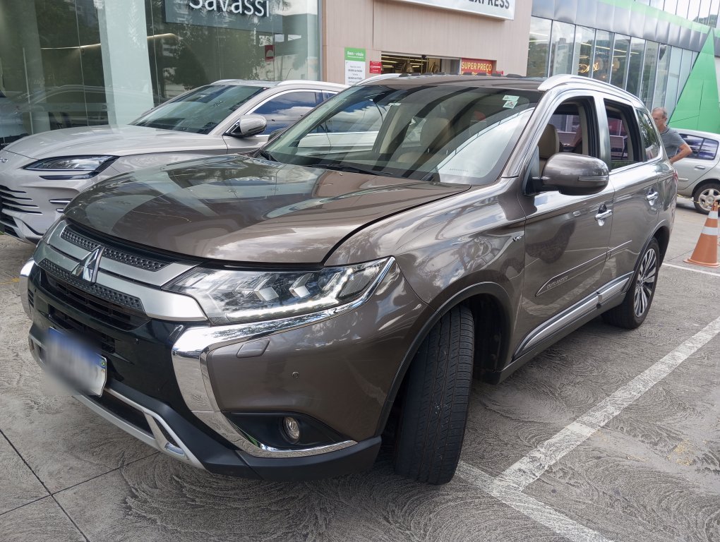 MITSUBISHI OUTLANDER 3.0 MIVEC V6 GASOLINA HPE-S AWD AUTOMATICO
