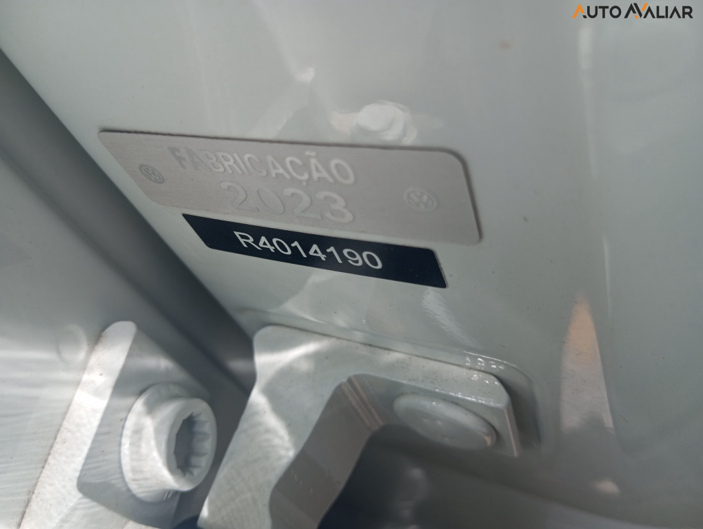 VOLKSWAGEN T-CROSS 1.0 200 TSI TOTAL FLEX SENSE AUTOM&Aacute;TICO