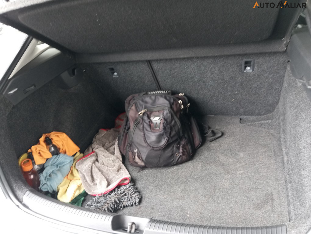 VOLKSWAGEN NIVUS 1.0 200 TSI TOTAL FLEX COMFORTLINE AUTOM&Aacute;TICO