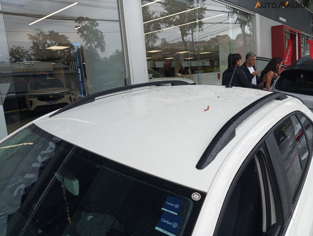 VOLKSWAGEN NIVUS 1.0 200 TSI TOTAL FLEX COMFORTLINE AUTOM&Aacute;TICO