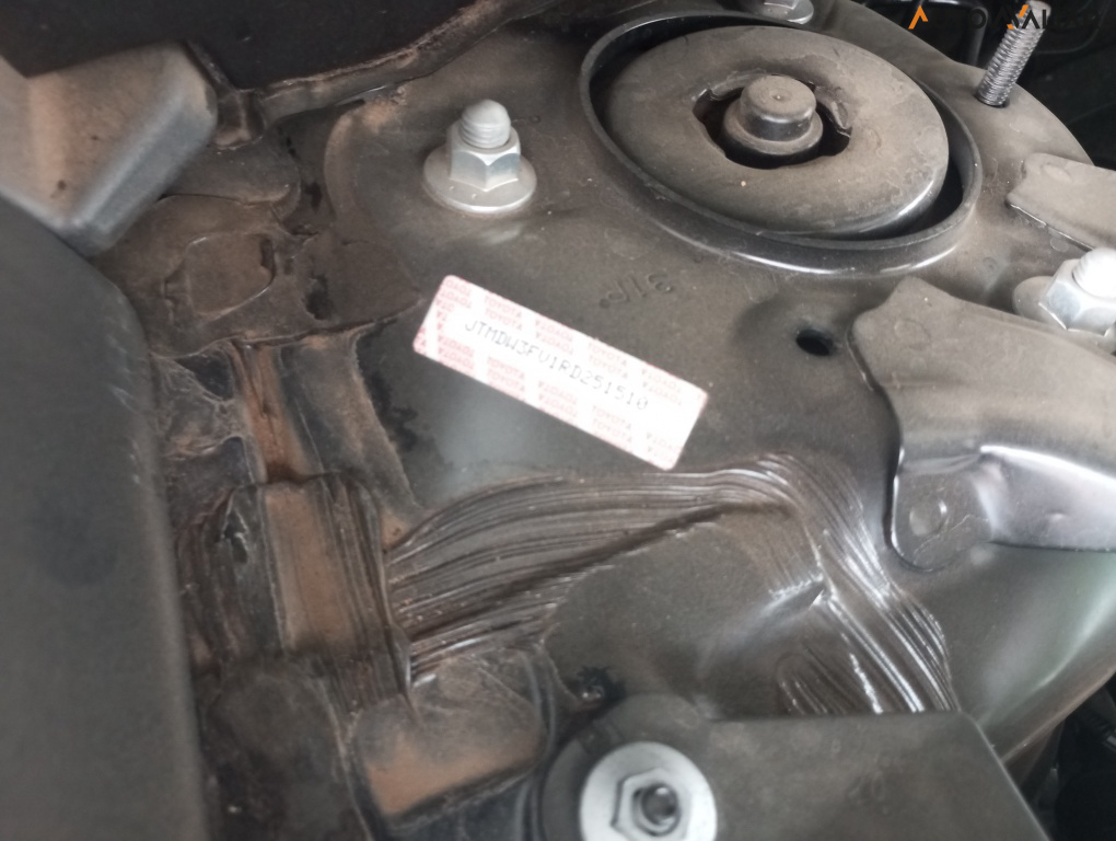 TOYOTA RAV4 2.5 VVT-IE HYBRID SX CONNECT AWD CVT