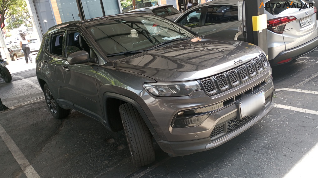 JEEP COMPASS 1.3 T270 TURBO FLEX LONGITUDE AT6