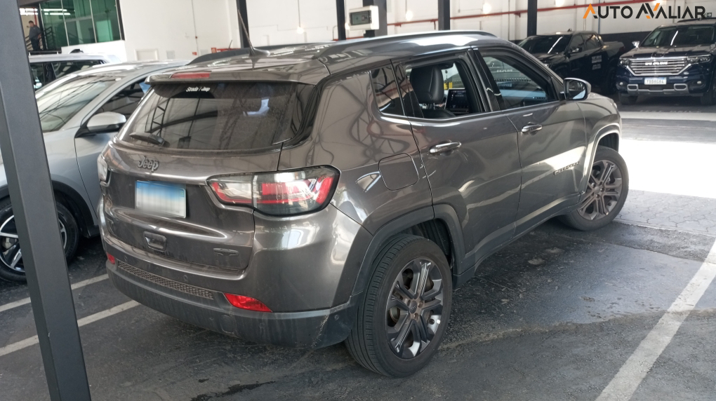 JEEP COMPASS 1.3 T270 TURBO FLEX LONGITUDE AT6